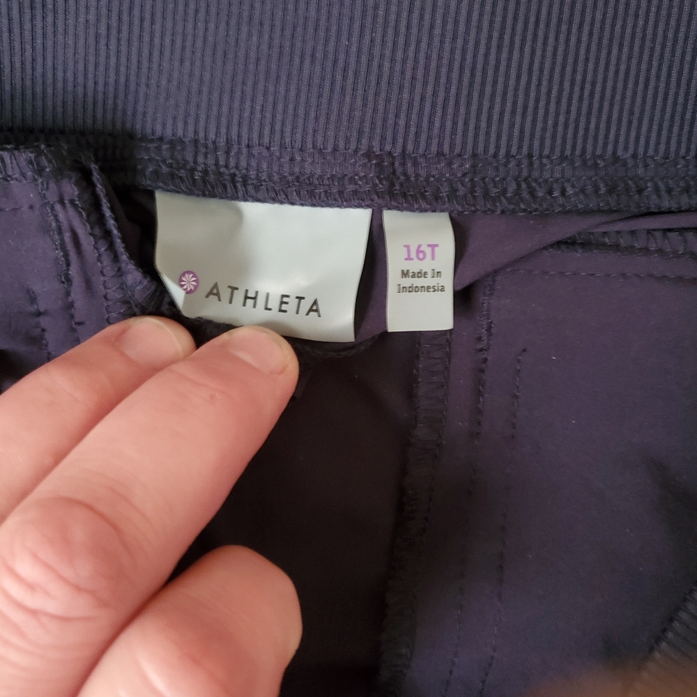 Joggers - Picture 6 of 7